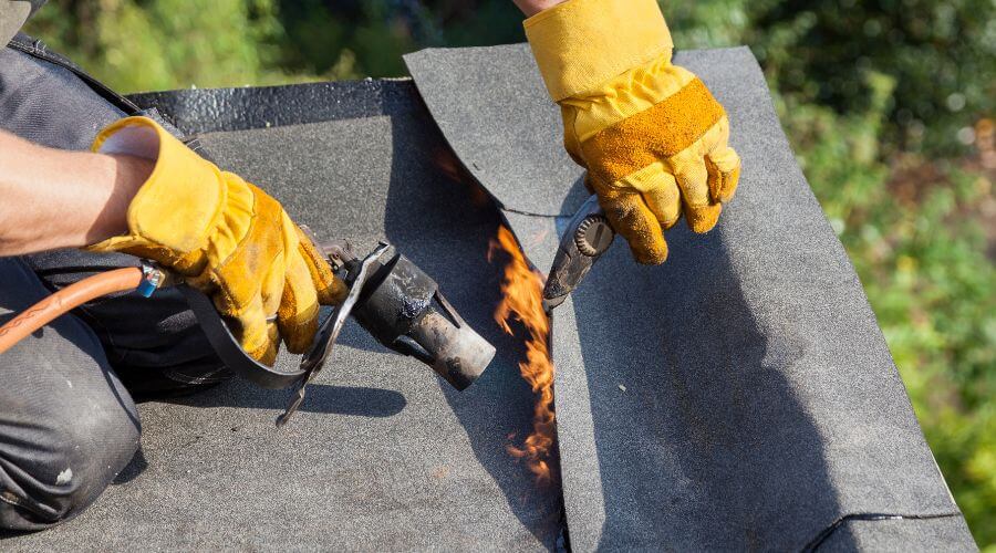 Professional residential roofers in Satsuma, AL